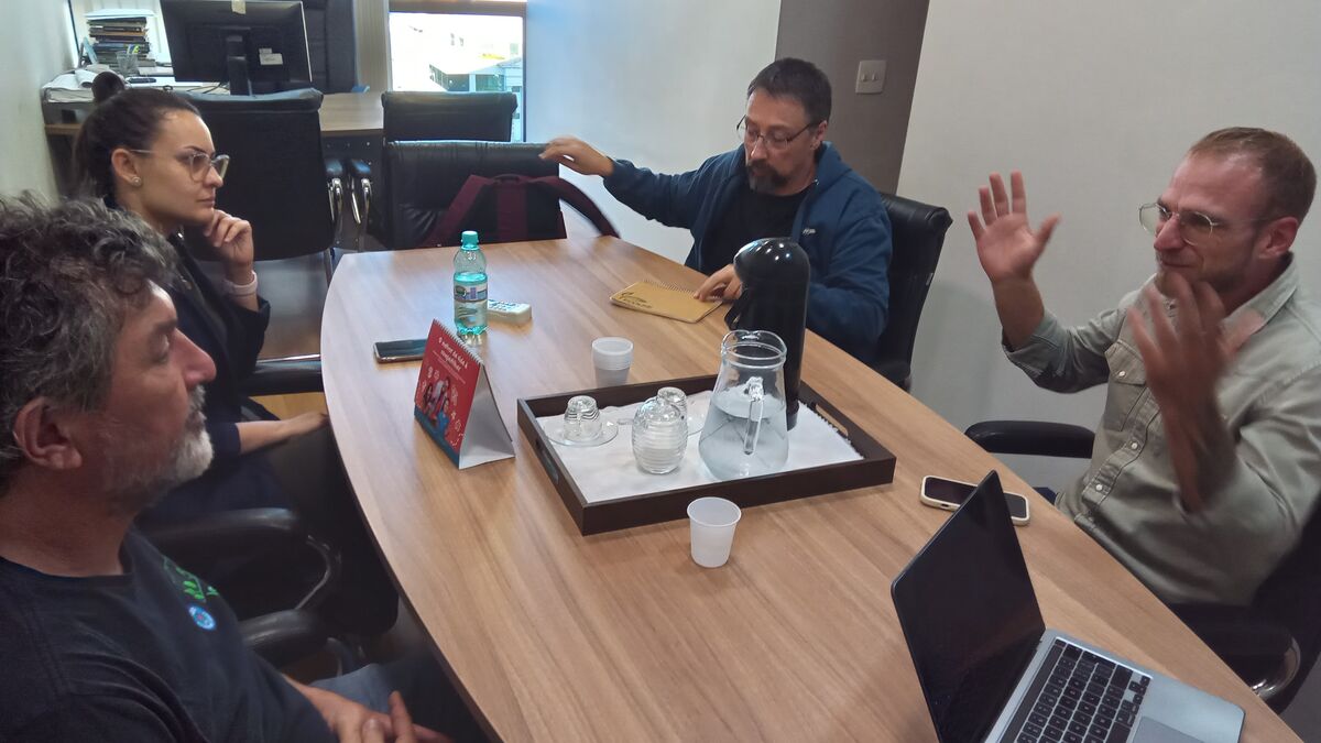 C3SL debate soluções para ampliar transparência pública na Assembleia Legislativa do Paraná